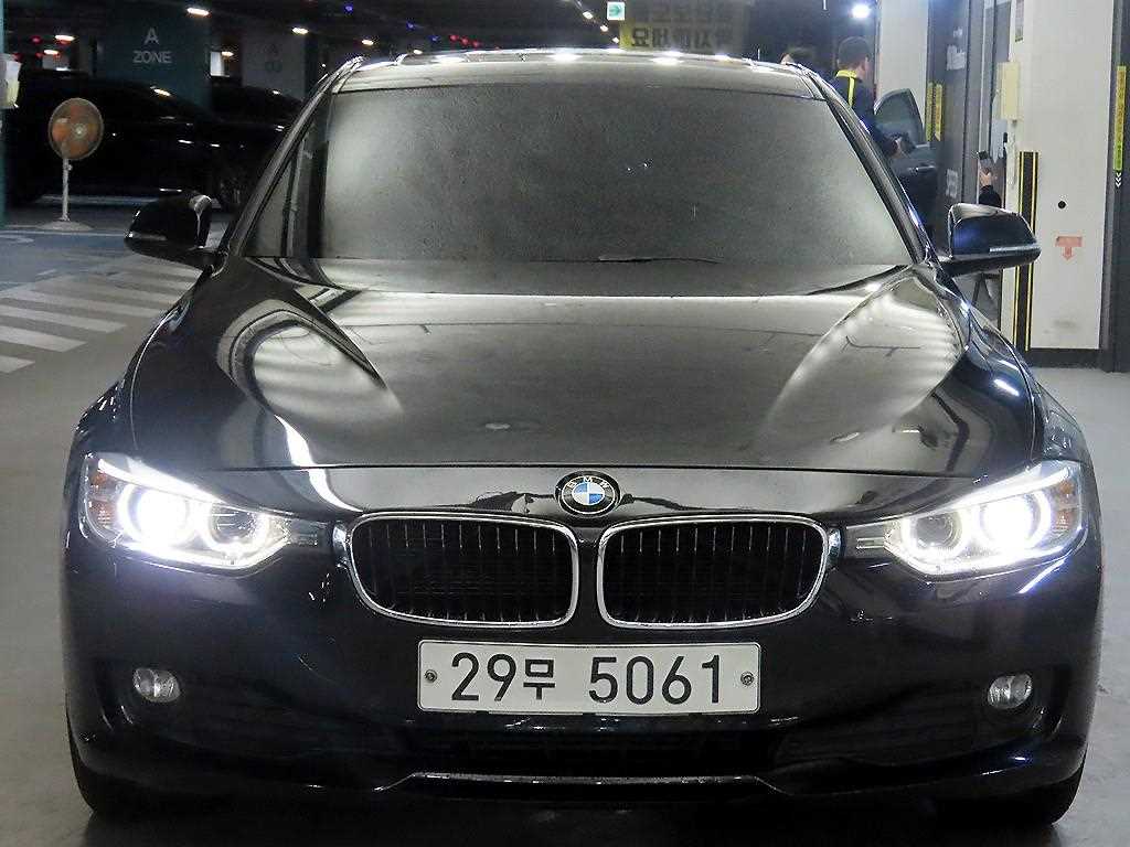 BMW 3시리즈 320d 사진 2/20