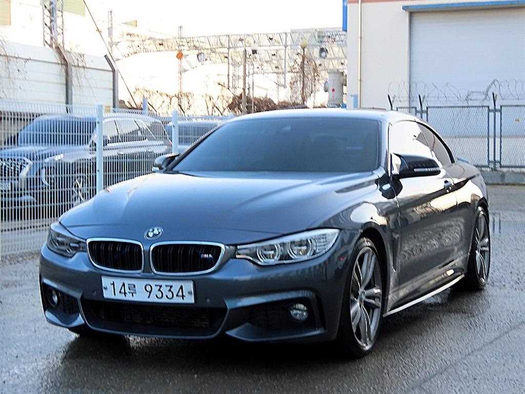 BMW 4시리즈 428i 컨버터블 M 스포츠 사진 2/20