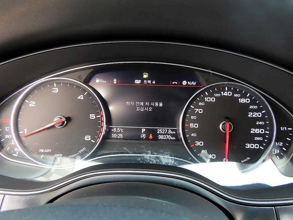Audi A6 35 TDI Premium 10
