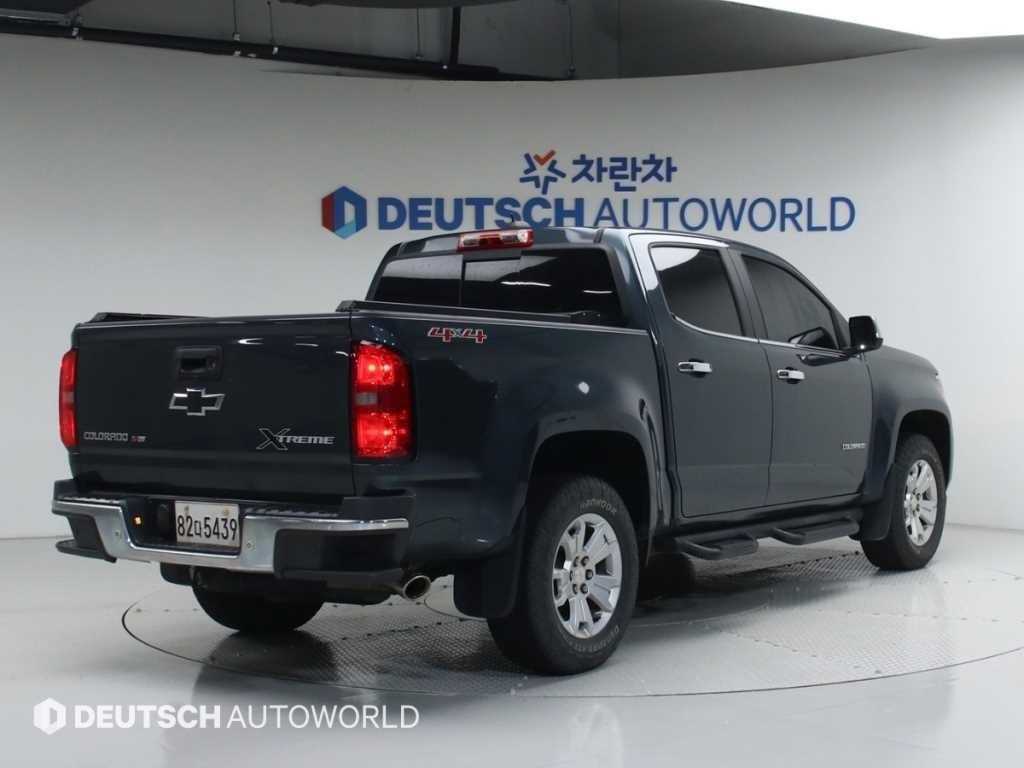 쉐보레 콜로라도 3.6 익스트림-X 4WD 사진 2/20