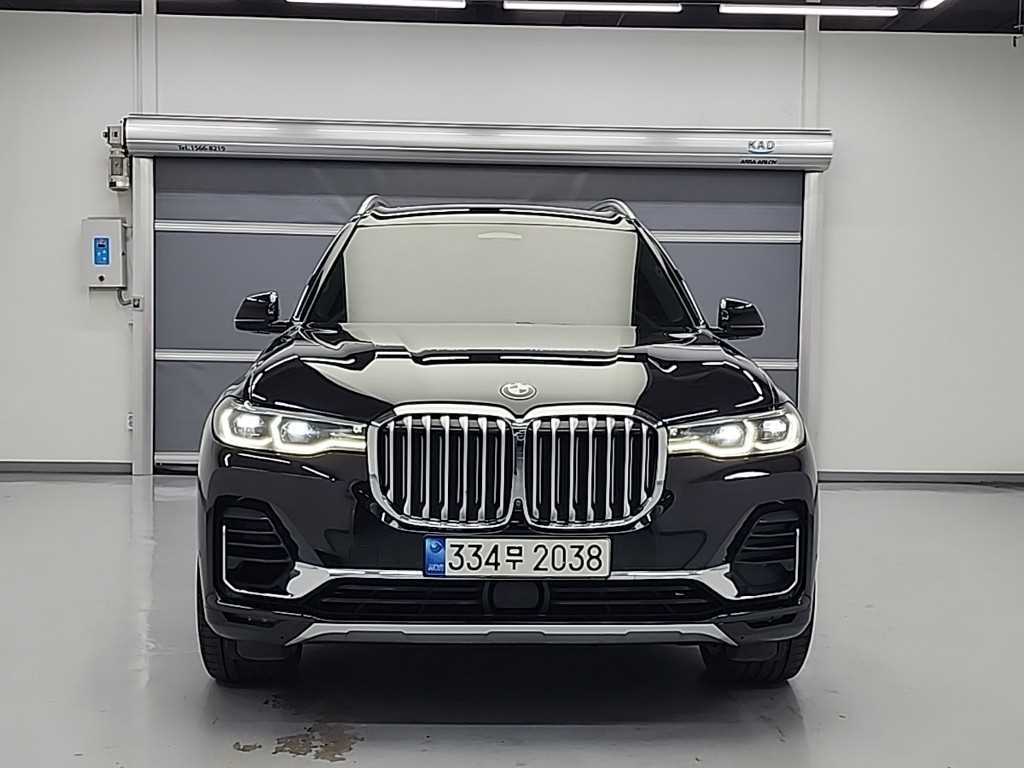 BMW X7 xDrive 40d 디자인 퓨어 엑셀런스 6인승 사진 2/19