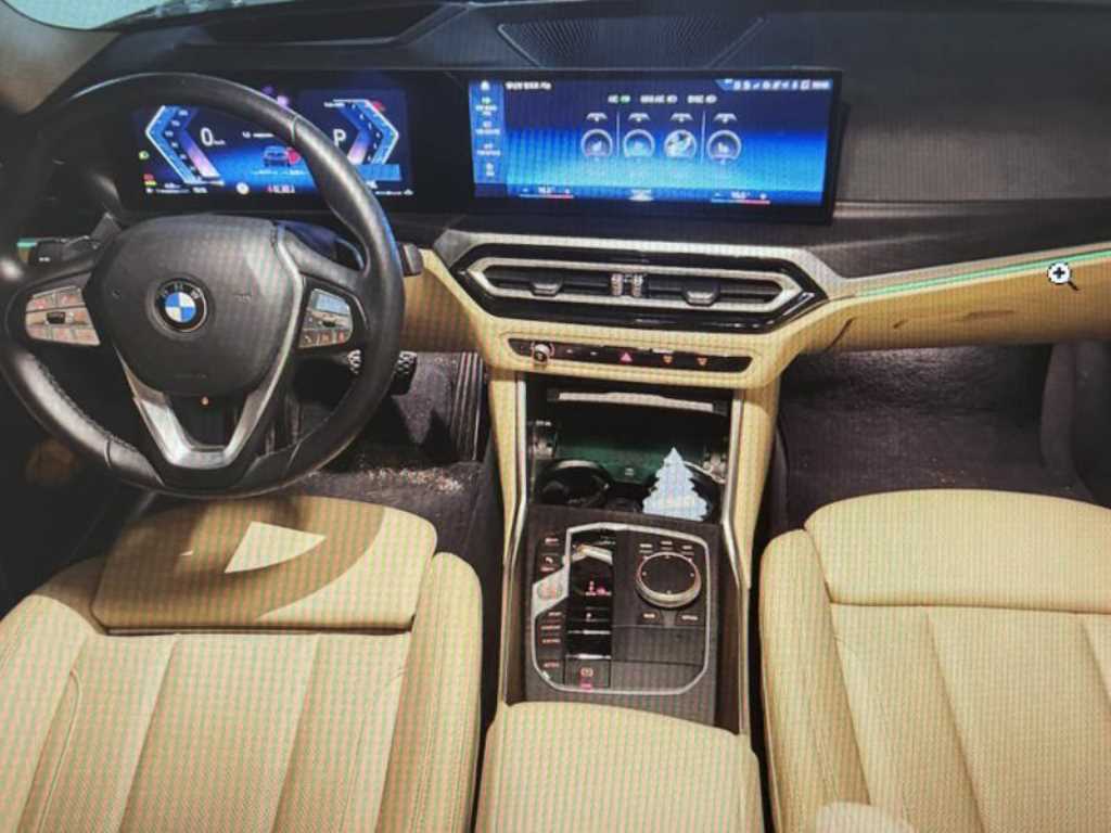 BMW 3 Series 320i