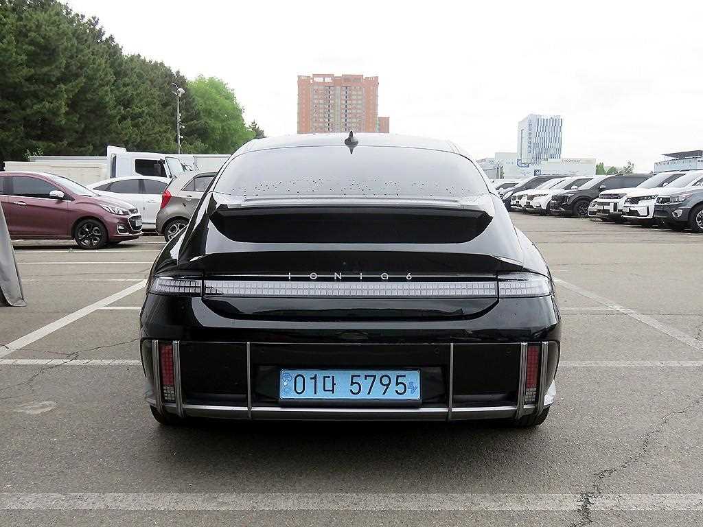 Hyundai IONIQ Long Range 4WD 4