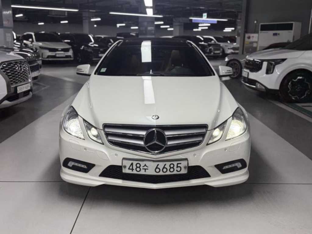 벤츠 E 클래스 E350 쿠페 사진 2/20