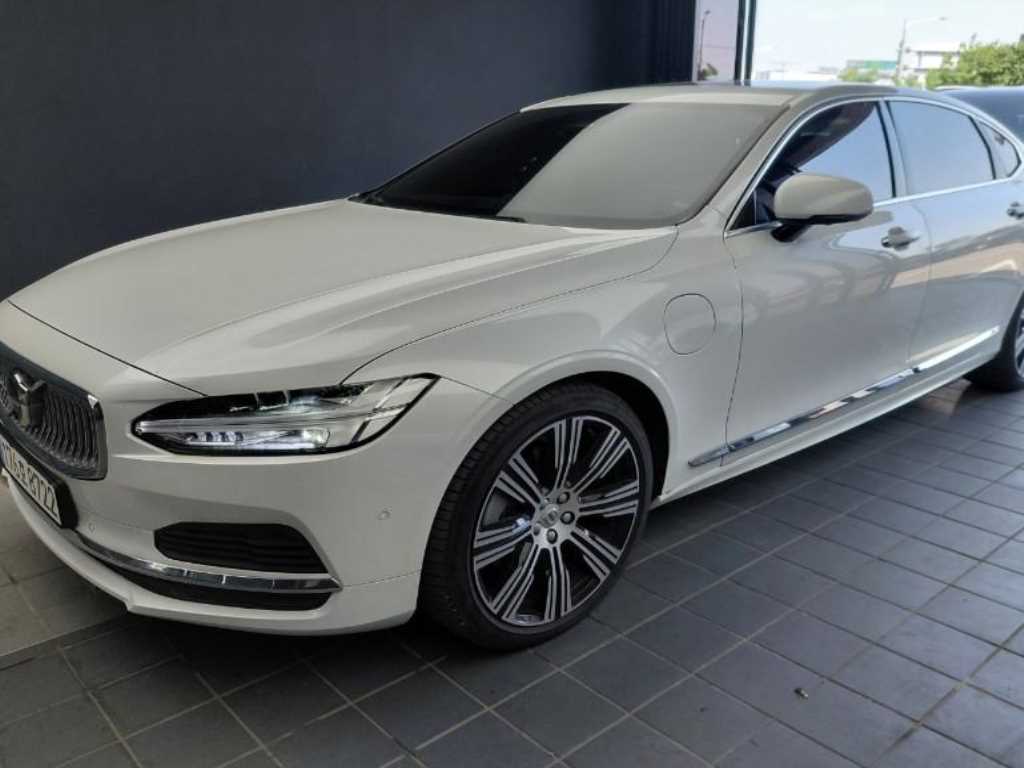 Volvo S90 T8 AWD Ultimate Bright — фото 2