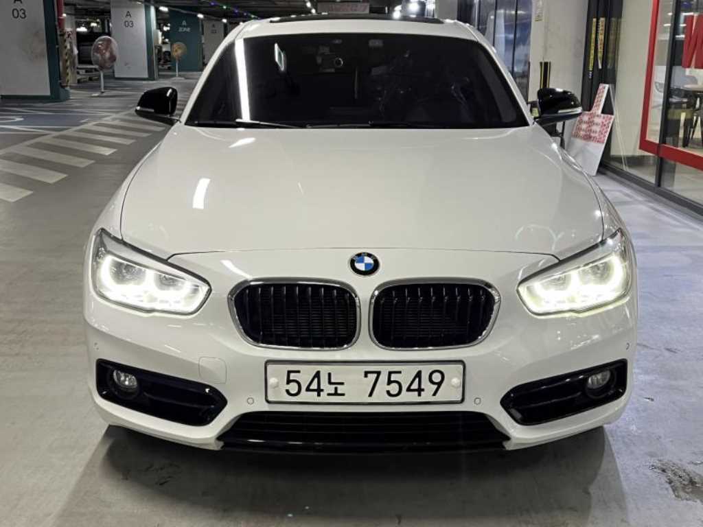 BMW 1시리즈 118d 스포츠 사진 2/19