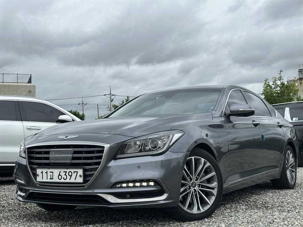 Hyundai Genesis G330 Modern AWD