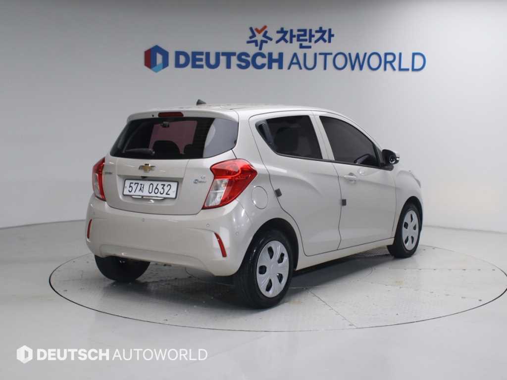 쉐보레 스파크 LTZ 사진 2/20