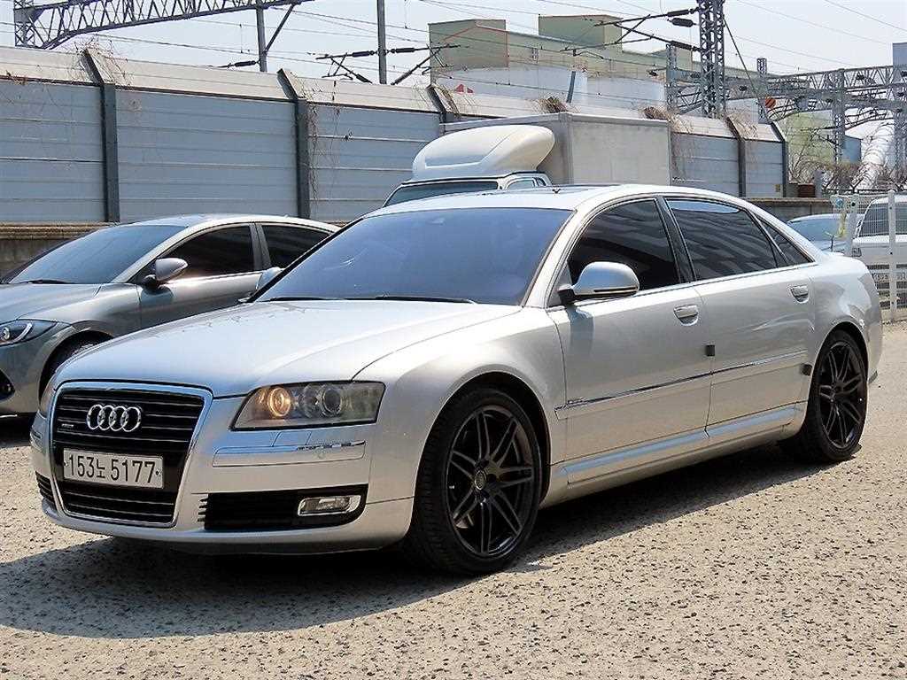 아우디 A8 4.2 FSI 콰트로 LWB 사진 2/19