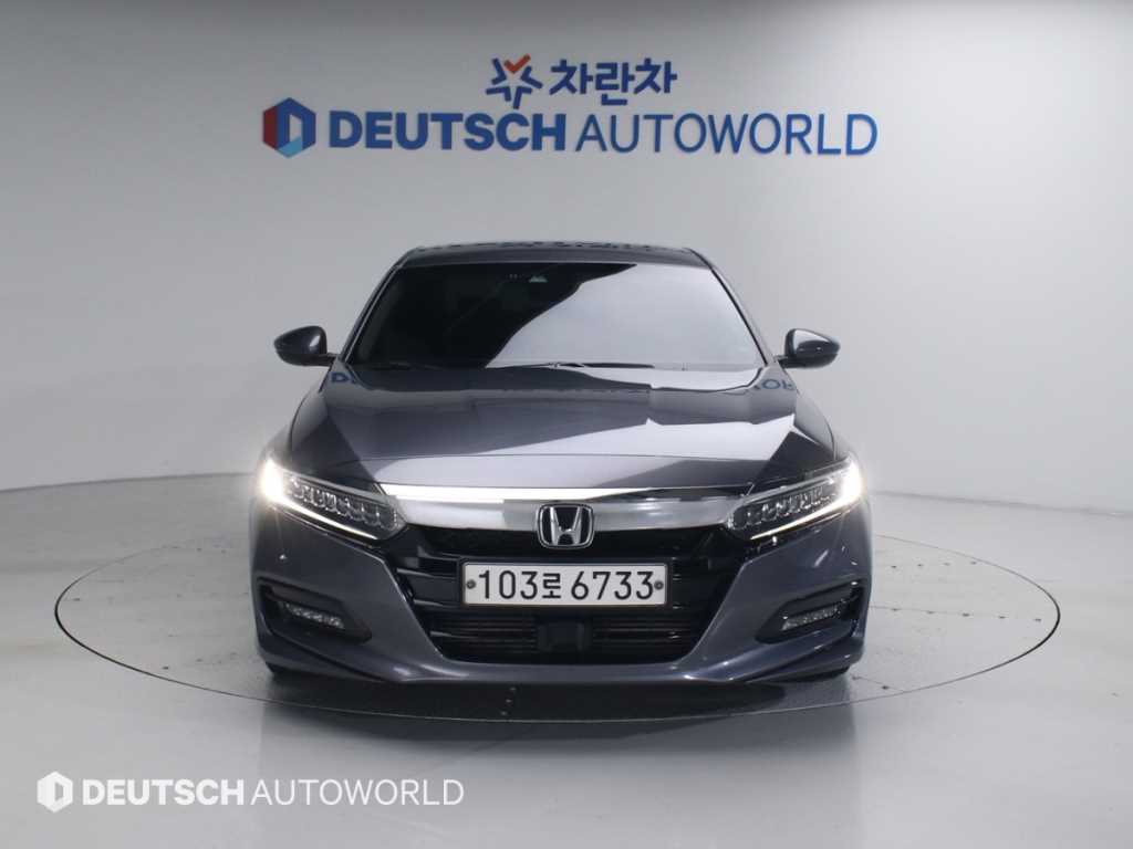 Honda Accord 1.5 Turbo 4