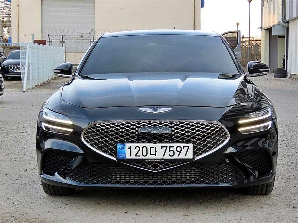 Genesis G70 Gasoline 3.3T 4WD Base Type