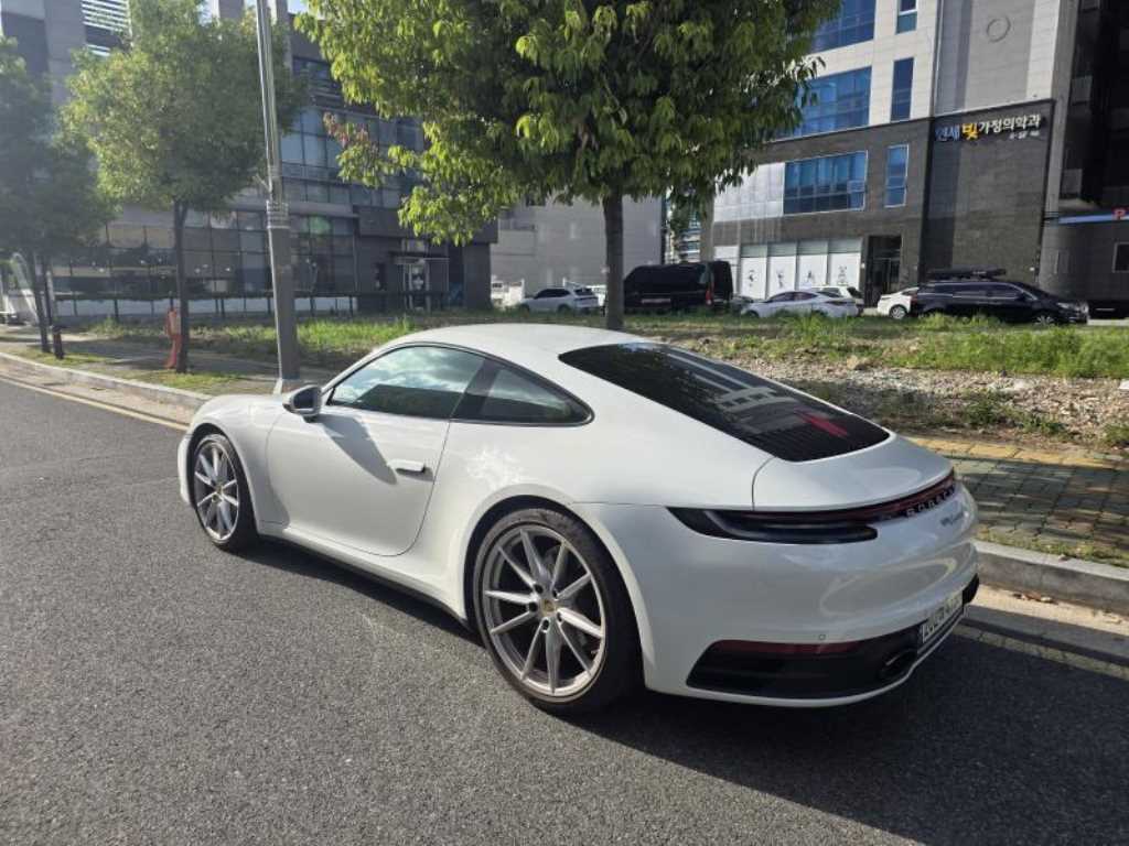 Porsche Carrera 5