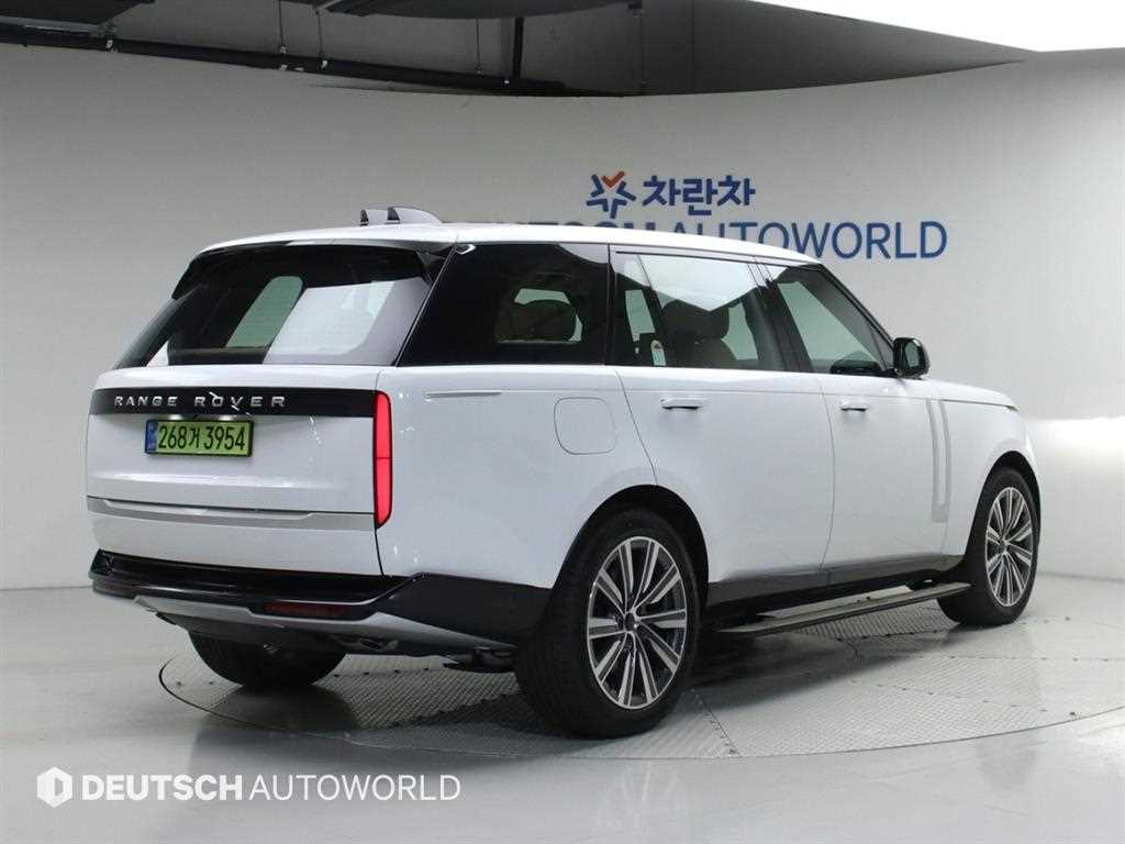 랜드로버 레인지로버 4.4 P530 LWB 오토바이오그래피 사진 2/20