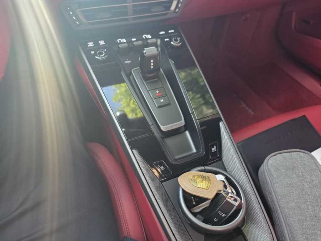 Porsche Carrera 8