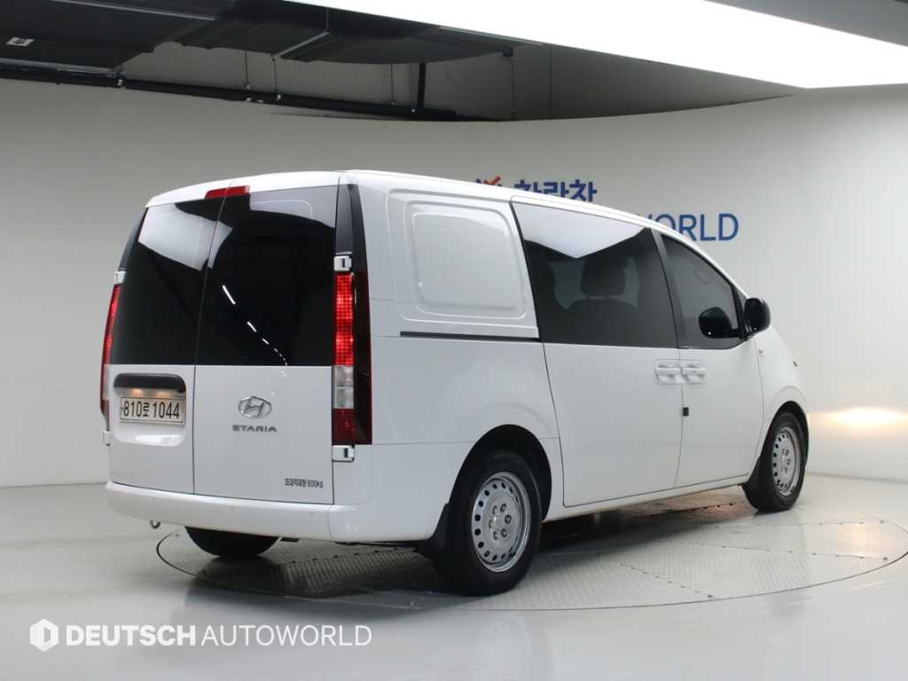 현대 스타리아 2WD 디젤 카고 스마트 5인승 사진