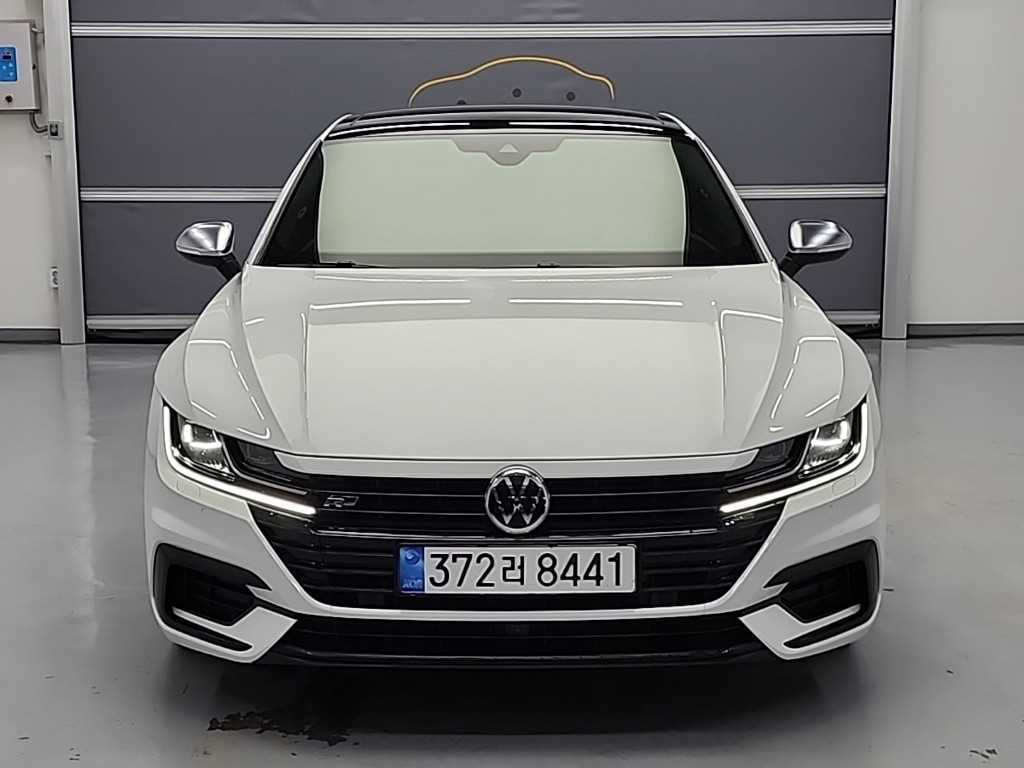 Volkswagen Arteon 2.0 TDI Elegance Prestige 3