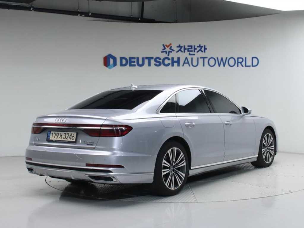 아우디 A8 50 TDI 콰트로 사진 2/20