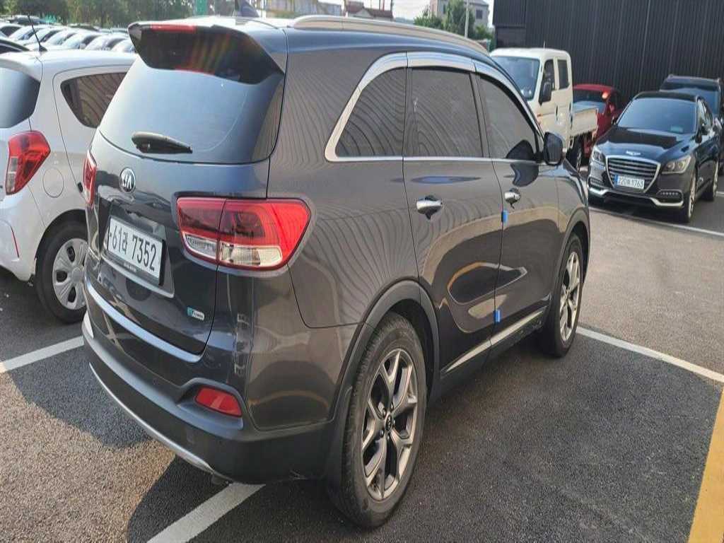 기아 쏘렌토 디젤 2WD 2.0 노블레스 스페셜 사진 2/16
