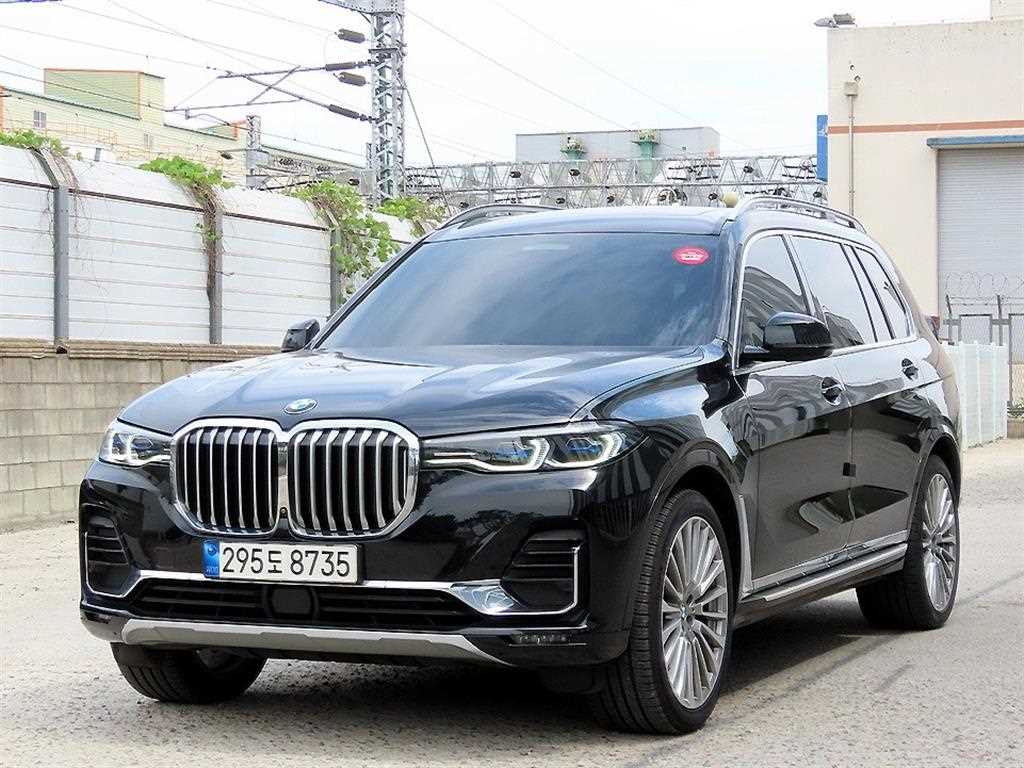 BMW X7 xDrive 40i 디자인 퓨어 엑셀런스 7인승 사진 2/20