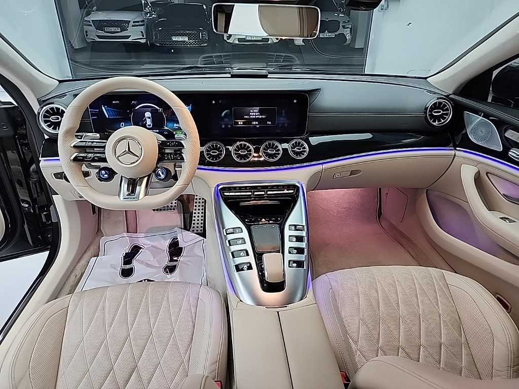 벤츠 AMG GT 4도어 43 4MATIC+ 사진