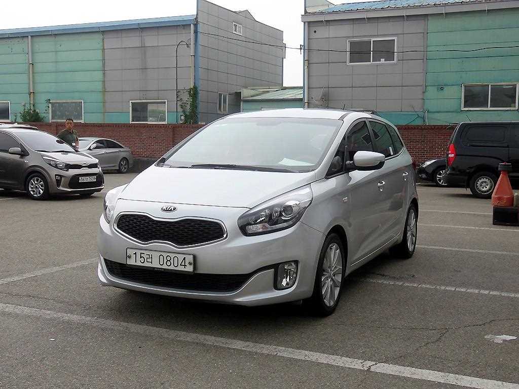 Kia Carens 2.0 LPI Luxury 3