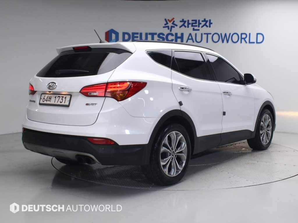 현대 싼타페 디젤 2WD 2.0 익스클루시브 사진 2/20