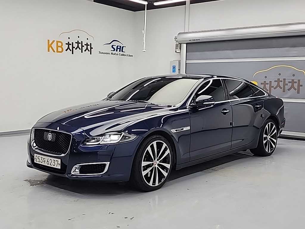 XJ (X351) 3.0D 프리미엄 럭셔리 LWB 2019년식