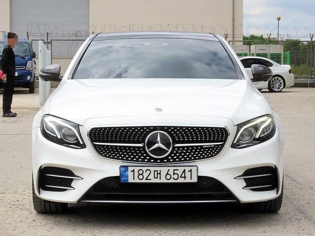 벤츠 E 클래스 E43 AMG 4MATIC 사진 2/20