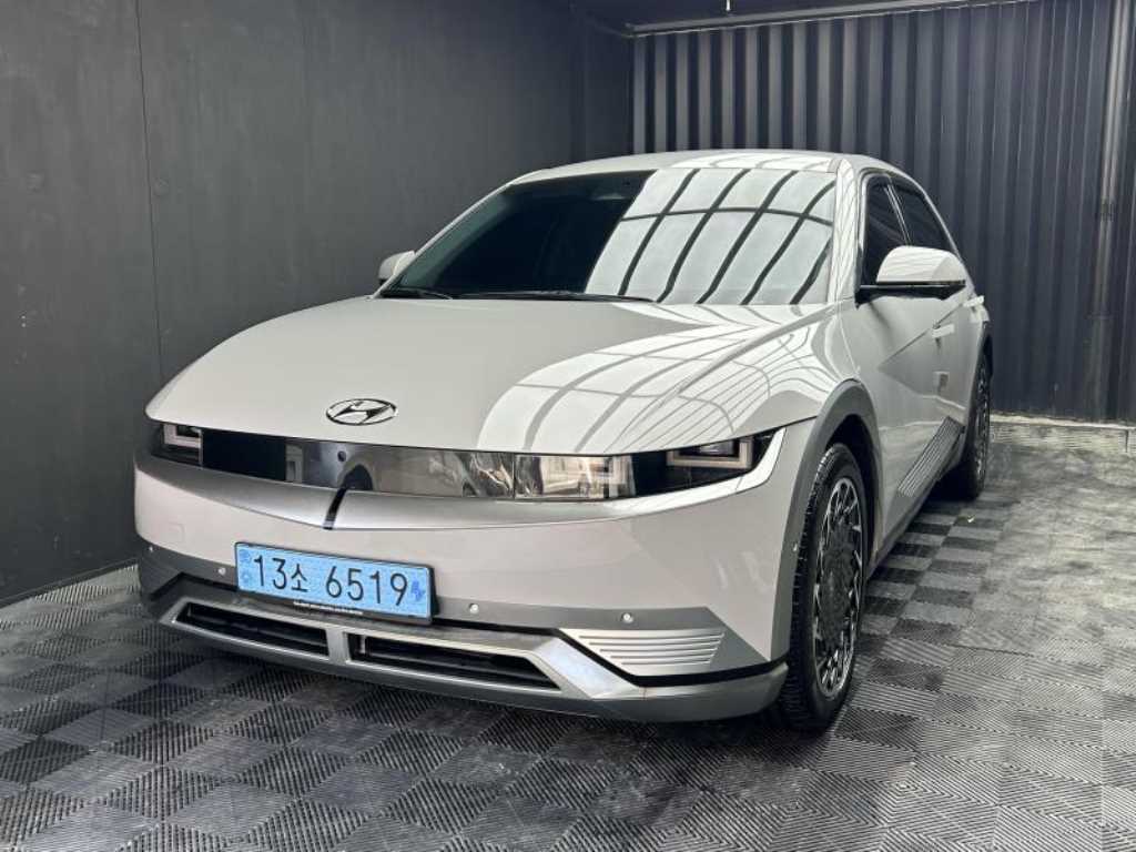 아이오닉 5 롱 레인지 4WD 프레스티지 2022년식