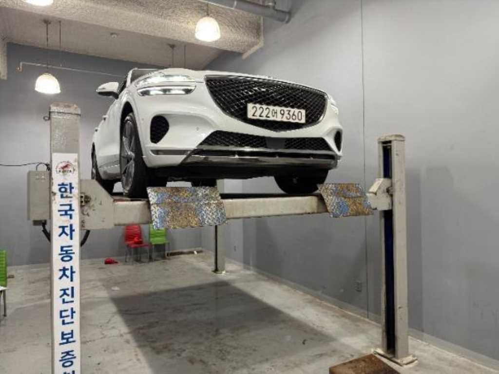 Genesis GV70 2.5T Gasoline AWD