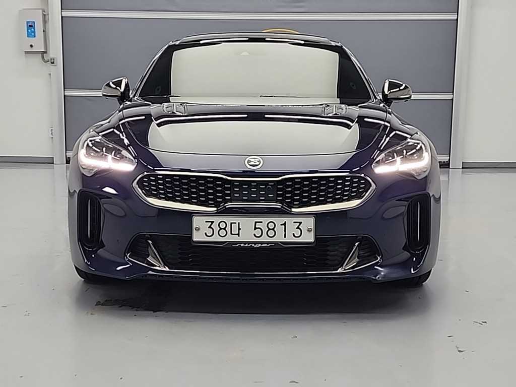 Kia Stinger Gasoline 3.3 Turbo AWD GT 3