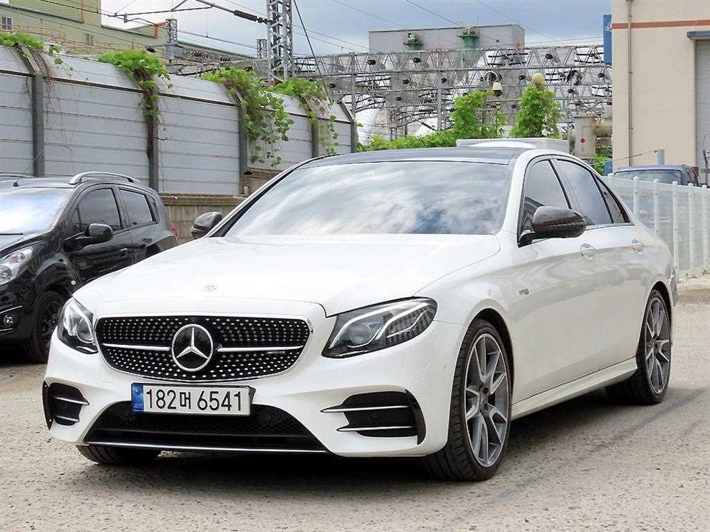 E-클래스 W213 E43 AMG 4MATIC 2018년식