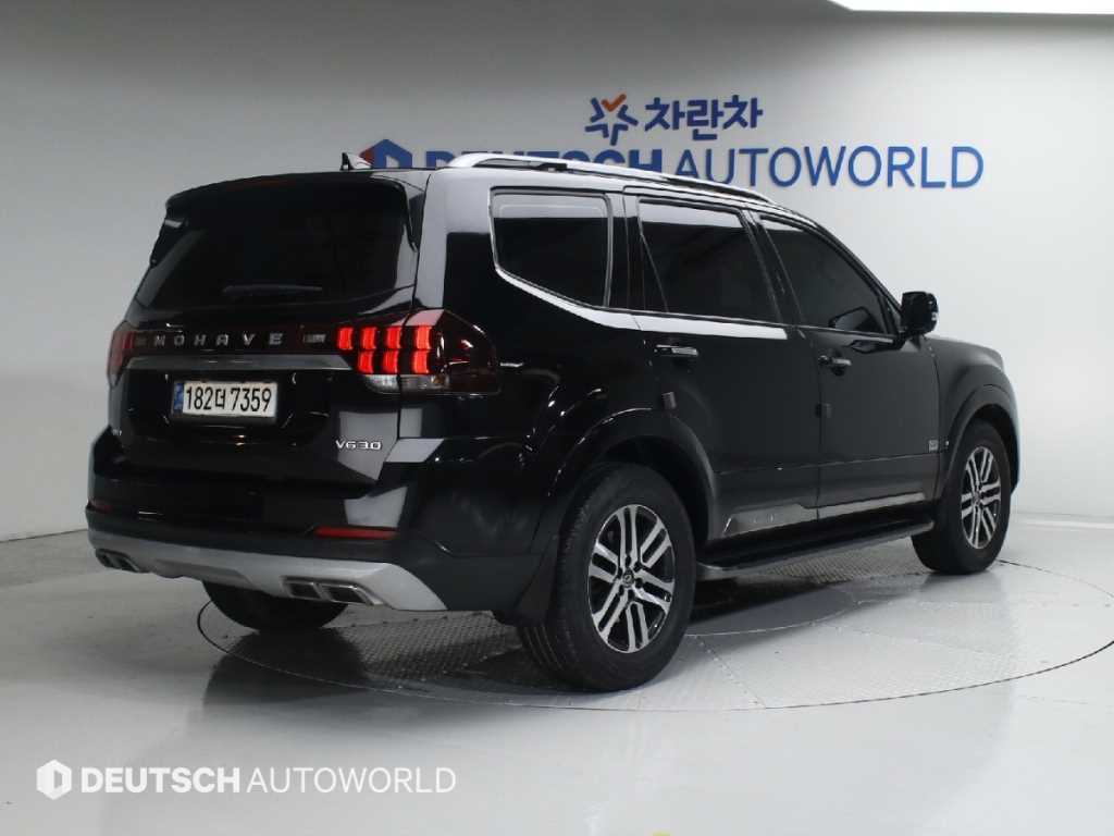 기아 모하비 4WD 플레티넘 5인승 사진 2/20