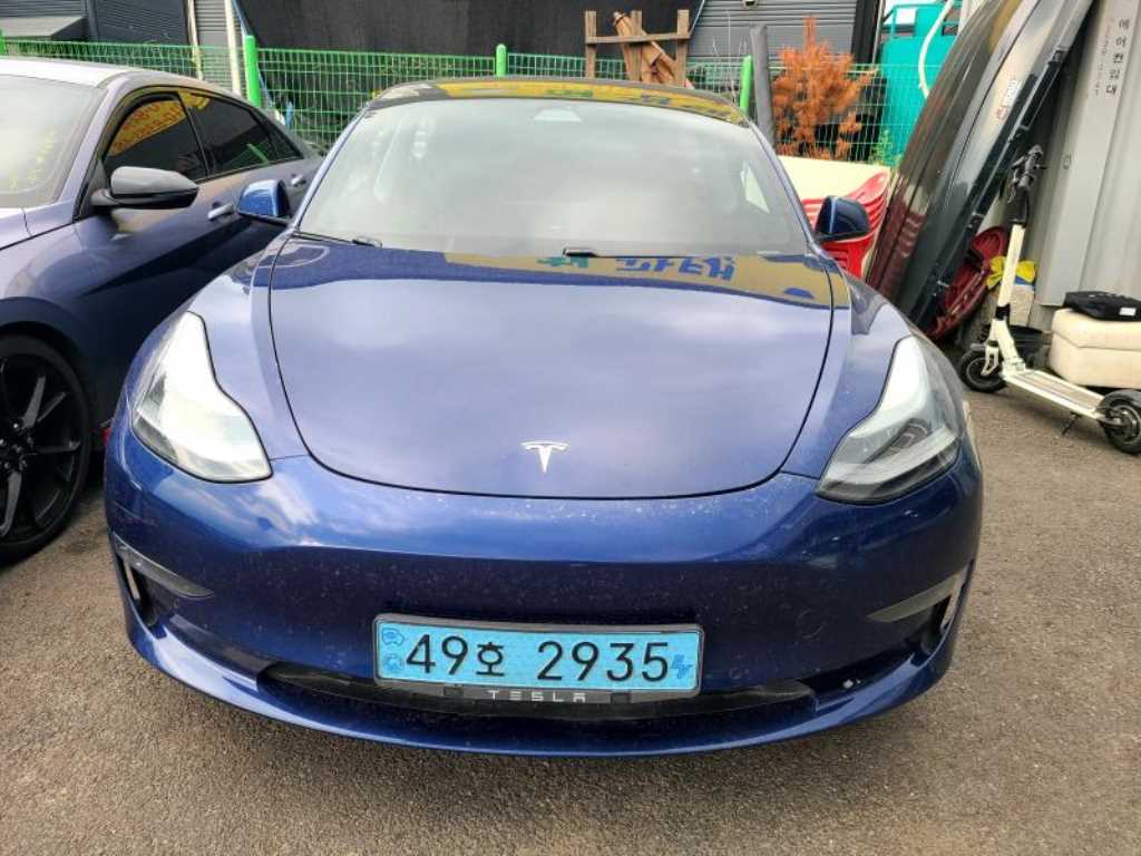 Tesla Model 3 Long Range