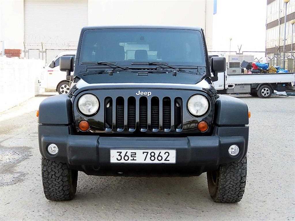 랭글러 2.8 루비콘 4DR 2013년식