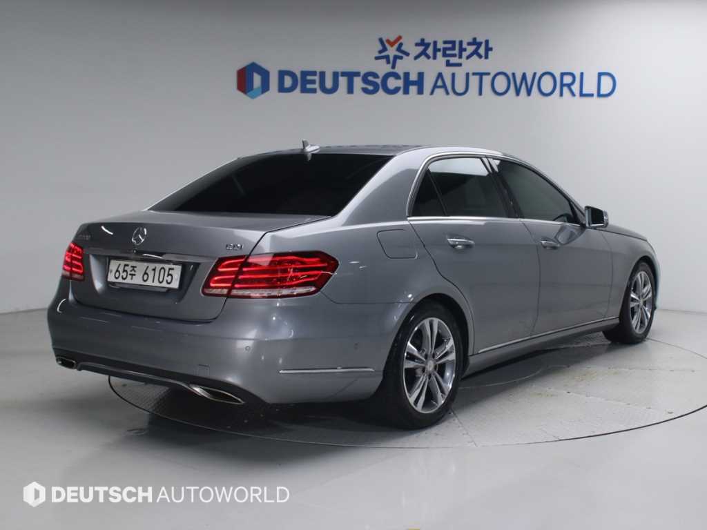 벤츠 E 클래스 E220 CDI 아방가르드 사진 2/20