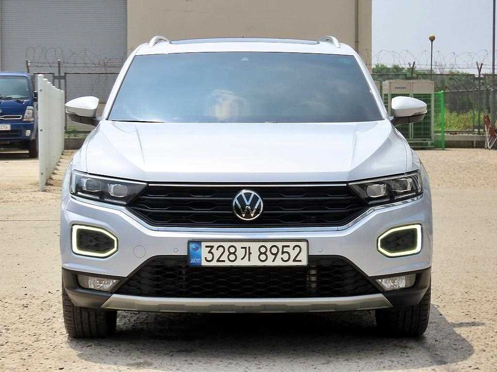 티록 2.0 TDI 프레스티지 2021년식