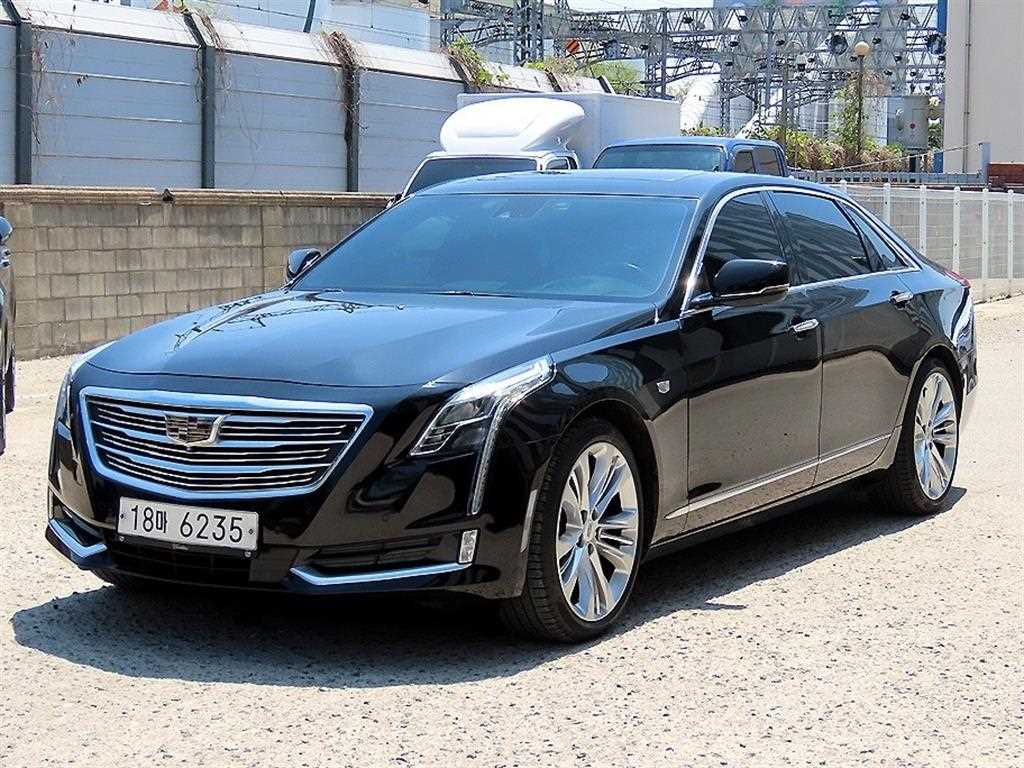 캐딜락 CT6 3.6 플래티넘 AWD 사진 2/19
