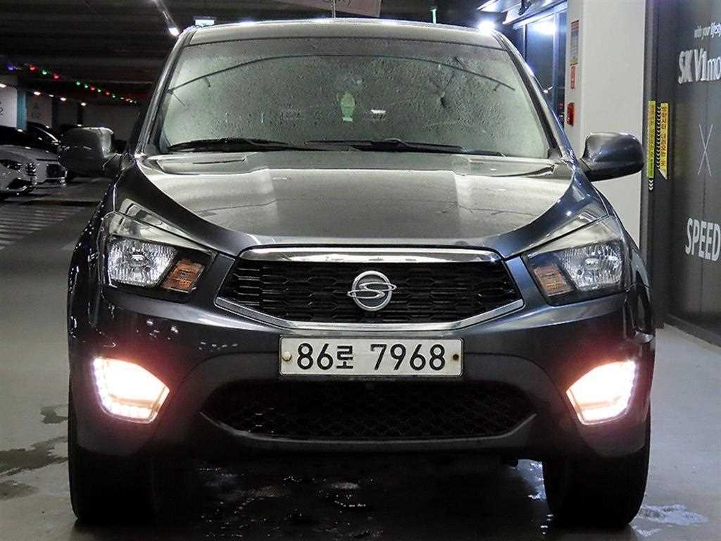 KGM 코란도 CX5(2WD) 패션 사진 2/18