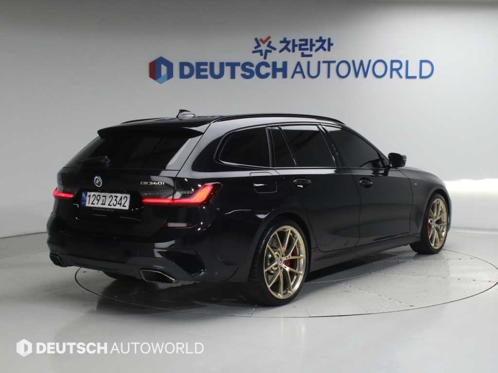BMW 3시리즈 M340i xDrive 투어링 사진 2/20