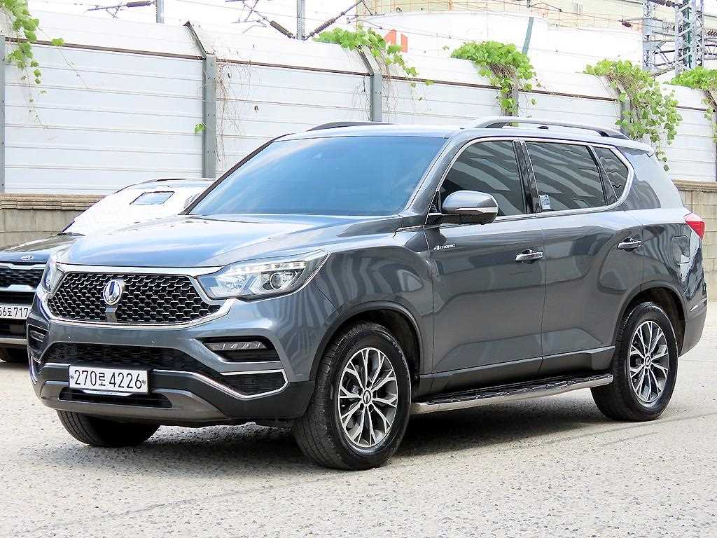 KGM 렉스턴 디젤 2.2 4WD 마제스티 사진 2/20