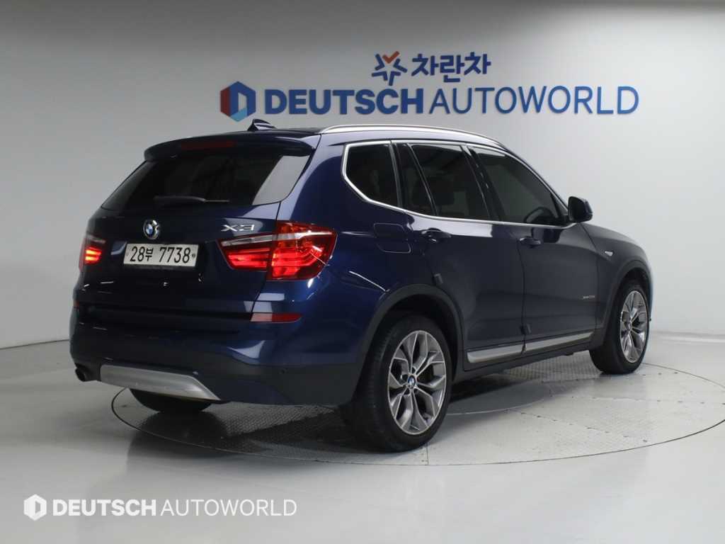 BMW X3 xDrive 20d xLine 사진 2/20