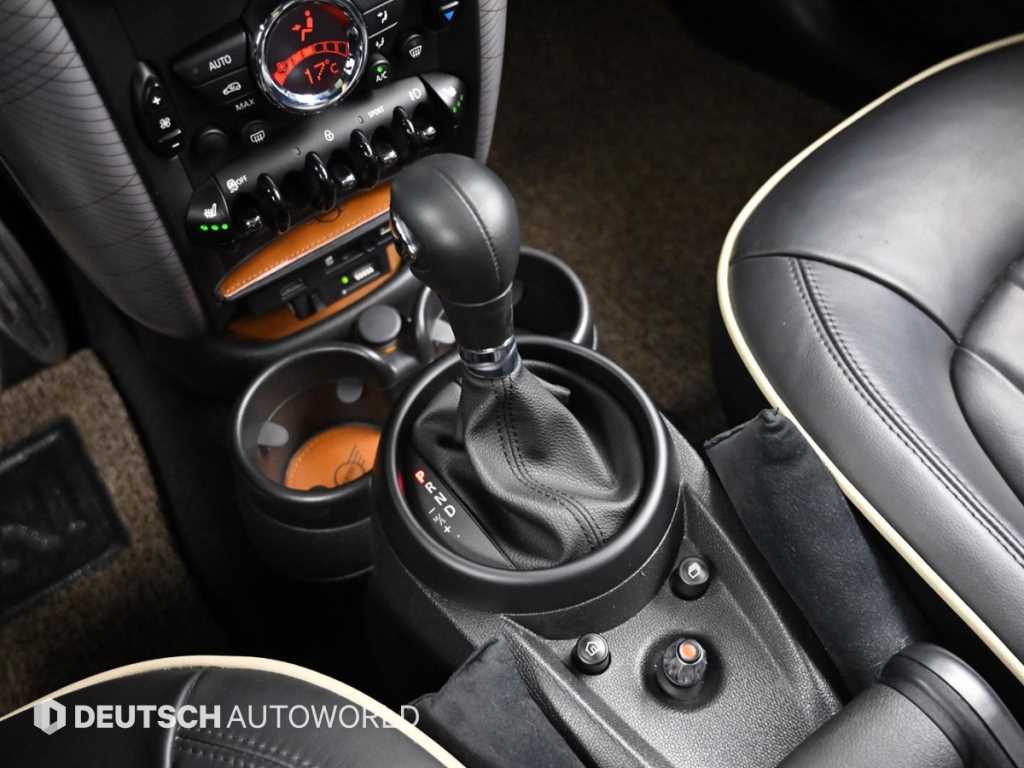 Mini Countryman 2.0 D ALL4 10