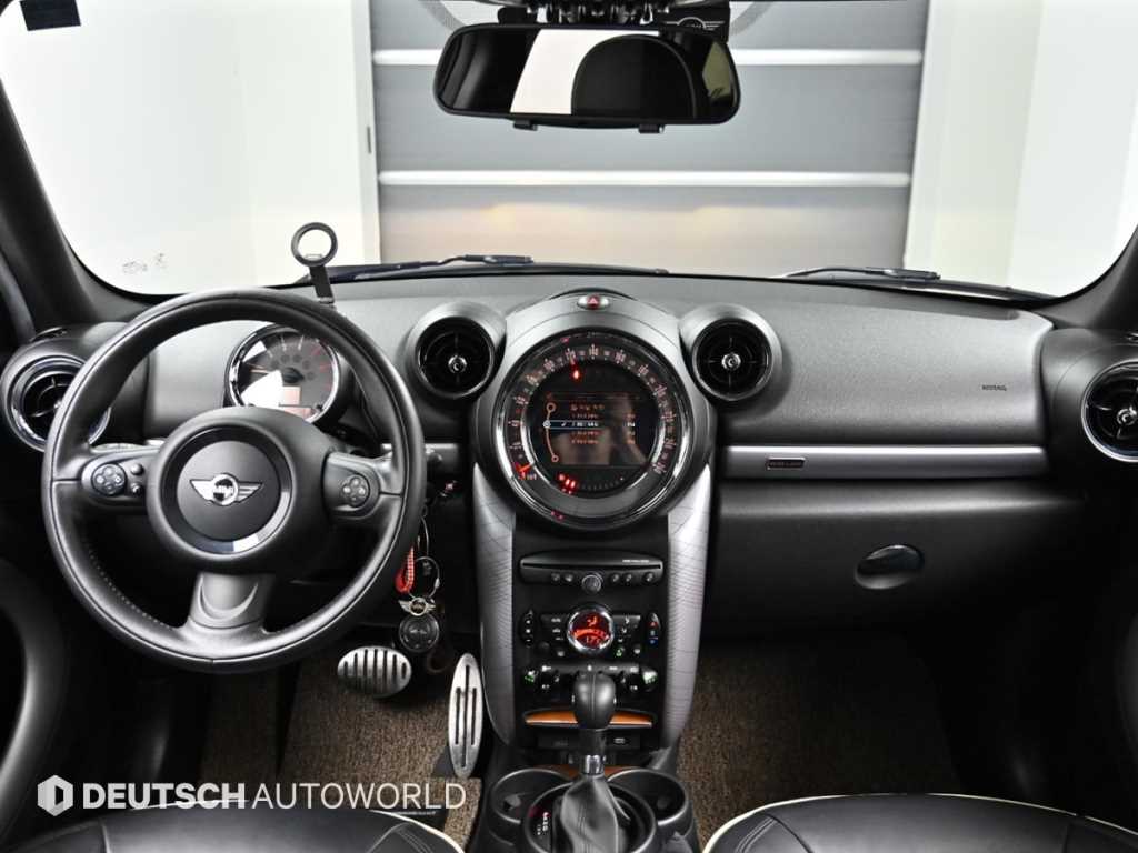 Mini Countryman 2.0 D ALL4 8