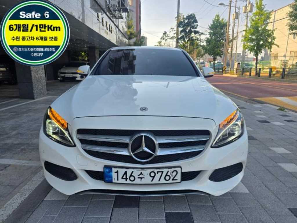 벤츠 C 클래스 C200 아방가르드 사진