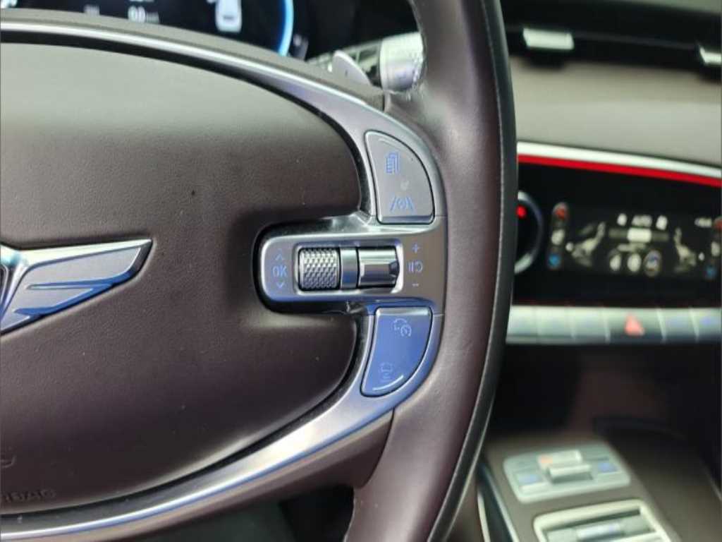 Genesis GV70 - Vista 4