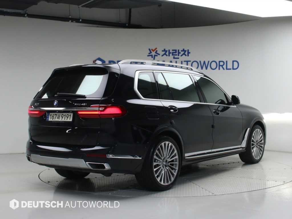 BMW X7 xDrive 40i 디자인 퓨어 엑셀런스 6인승 사진 2/20