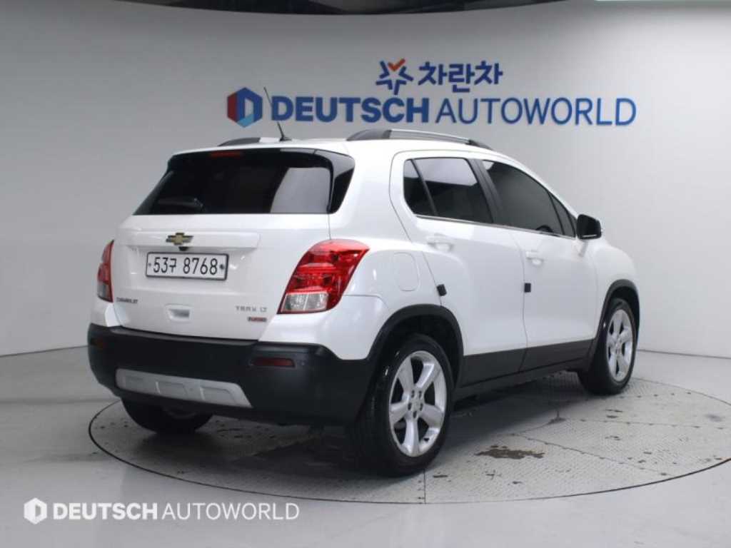쉐보레 트랙스 1.4 LT 래더패키지 사진 2/20