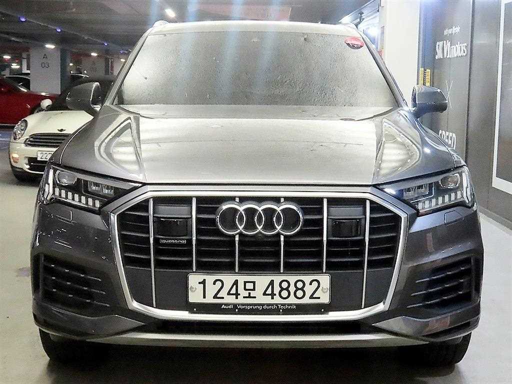 아우디 Q7 45 TDI 콰트로 사진 2/20