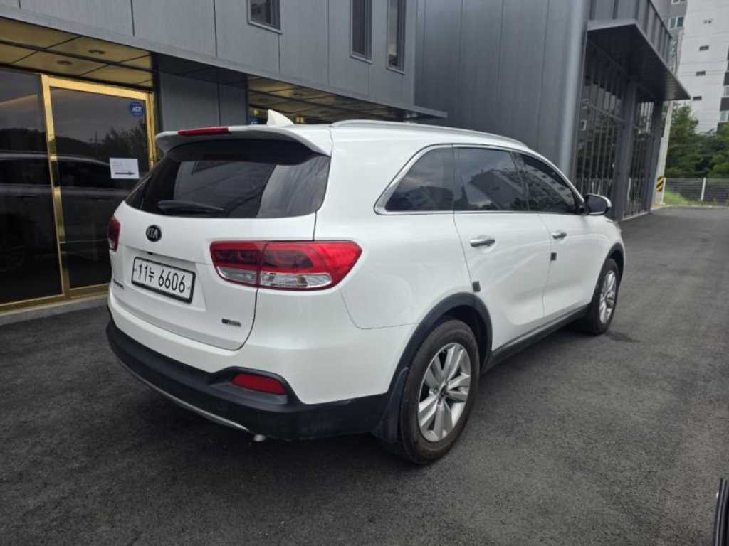 KIA Sorento - Vista 4
